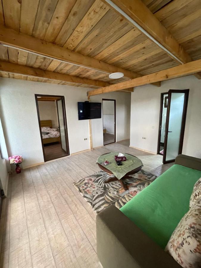 トゥルダ Wineyards Salin Bed & Breakfast エクステリア 写真